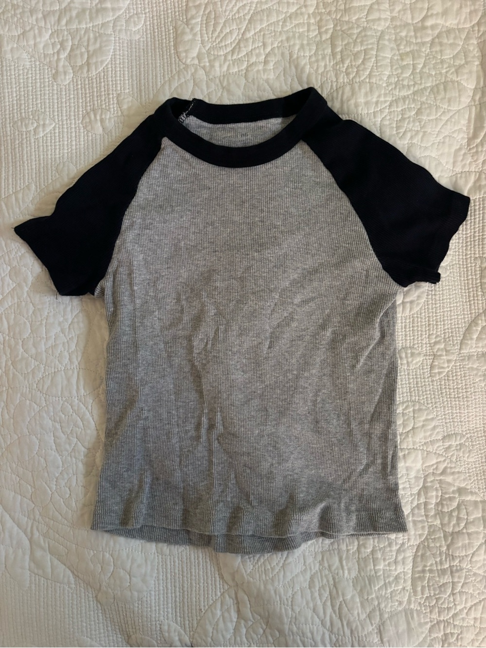 brandy melville T shirt